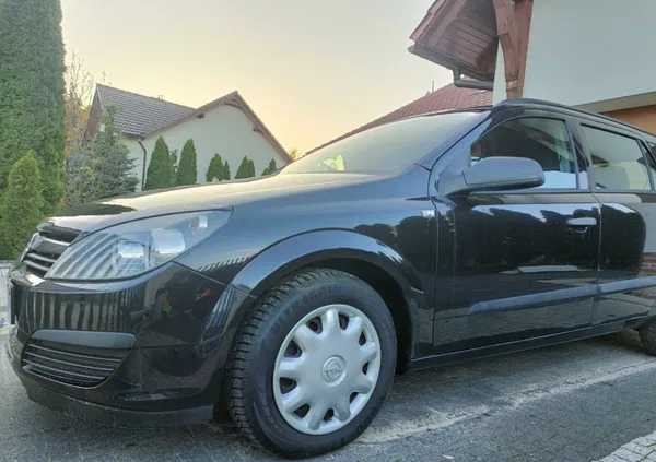 wielkopolskie Opel Astra cena 9900 przebieg: 230000, rok produkcji 2004 z Gniezno